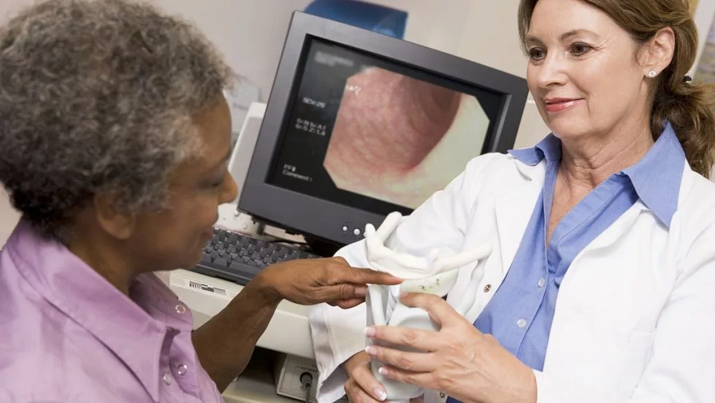 做肠镜之前不能吃什么